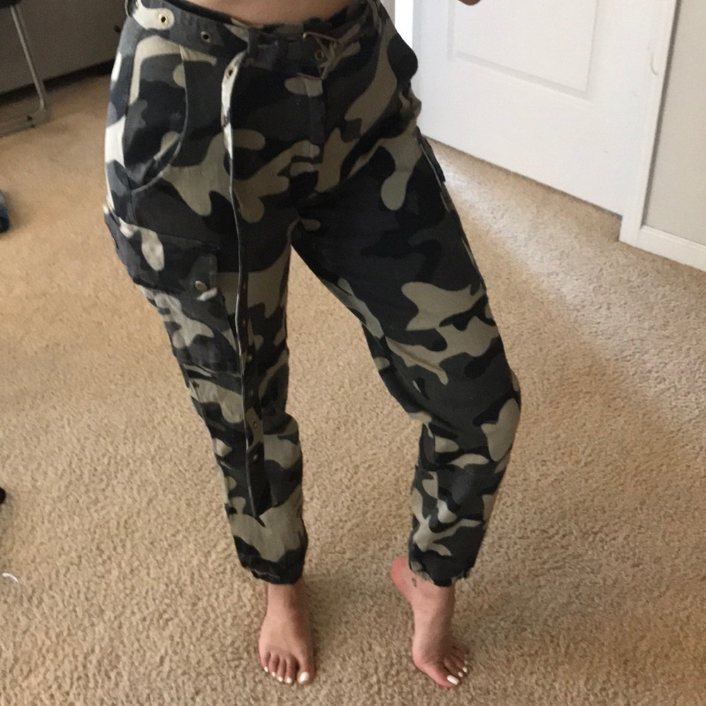 Camo pants